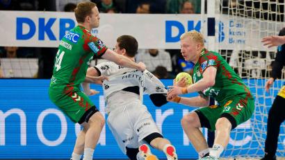 Bild: Frank Molter/dpa
Waren beste Werfer beim Sieg des SC Magdeburg gegen GWD Minden: Omar Ingi Magnusson (l) und Magnus Saugstrup (r). (Archivbild)