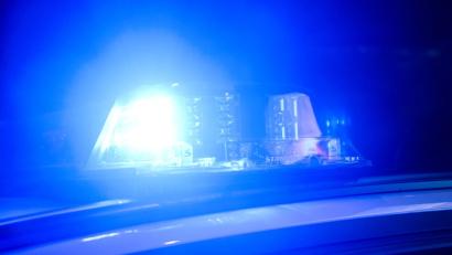 Bild: Julian Stratenschulte/dpa
Die Polizei ordnete das Pkw-Kennzeichen zu. (Symbolbild)