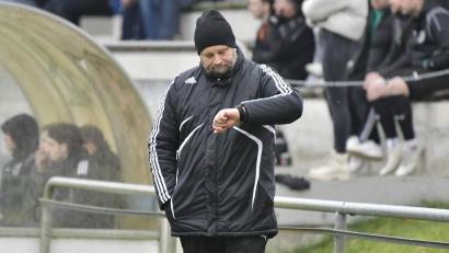 Bild: Hubert Ziegler
Seine Zeit beim 1. FC Rieden ist noch nicht abgelaufen: Bernd Scheibel bleibt auch in der kommenden Spielzeit Trainer des Kreisligisten.