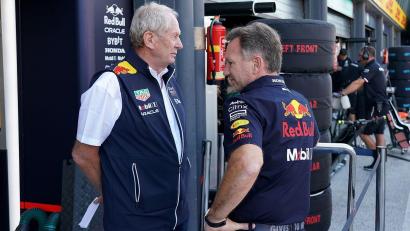 Bild: Hasan Bratic/dpa
Christian Horner (r) sieht Helmut Marko als Strippenzieher. (Archivbild)