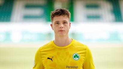 Bild: Daniel Karmann/dpa
Keeper Sebastian Jung wechselt in die Slowakei. (Archivbild)