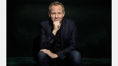 Bild: Martina Bogdahn/exb
Thomas Schreckenberger gastiert mit seinem Programm "Irre sind menschlich" nun bereits zum sechsten Mal auf der Kleinkunstbühne der Futura in Windischeschenbach.