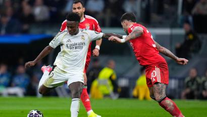 Bild: Manu Fernandez/AP/dpa
Vinicius Junior (in Weiß) war erneut Reals Siegtorschütze gegen Benfica.
