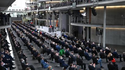 Bild: Bernd Von Jutrczenka/dpa
2022 tagte die Bundesversammlung unter Corona-Bedingungen. (Archivbild)