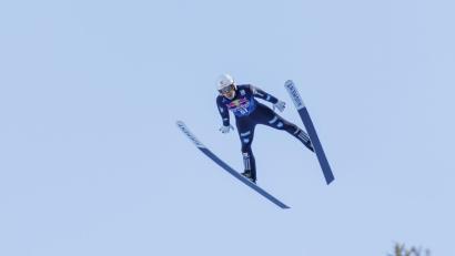 Bild: Erwin Scheriau/APA/dpa
Philipp Raimund wird beim Skifliegen Sechster.