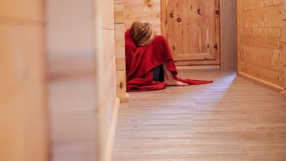 Bild: Annette Riedl/dpa
Eine LMU-Studie soll Vorwürfe sexualisierter Gewalt in einem evangelischen Kinderheim in Willmars wissenschaftlich aufarbeiten. (Symbolbild)