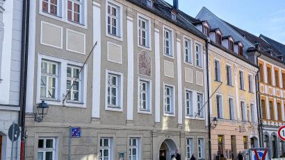 Bild: Stephan Huber
Das ehemalige Pfarramt von St. Martin in der Amberger Rathausstraße wird die neue Tourist-Info.