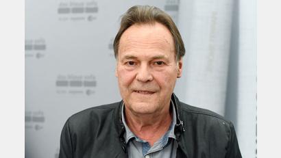 Bild: Jens Kalaene/dpa-Zentralbild/dpa
Der Schriftsteller Peter Schneider ist im Alter von 85 Jahren gestorben. (Archivbild)