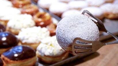 Bild: Sven Hoppe/dpa
Krapfen in der Auslage der Münchner Biobäckerei Neulinger (Symbolbild)