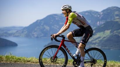 Bild: Gian Ehrenzeller/KEYSTONE/dpa
Der deutsche Radprofi Georg Zimmermann hat sich verletzt. (Archivbild)