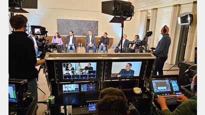 Bild: Christian Kreil/Kreisjugendring Tirschenreuth
Auch die live übertragene und noch im Netz verfügbare Podiumsdiskussion der Tirschenreuther Landratskandidaten in Falkenberg wurde mit Hilfe des Förderprogramms "Demokratie leben!" verwirklicht.