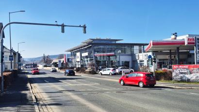 Bild: fpoz
Die Bauarbeiten in der Waldershofer Straße werden am 12. März fortgesetzt.