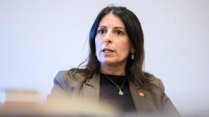 Bild: Julian Stratenschulte/dpa
Cavallo will die Schließung von Autowerken verhindern – möglicherweise auch mit Hilfe der Rüstungsindustrie.