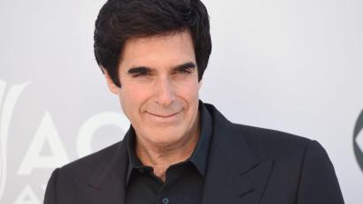 Bild: Jordan Strauss/Invision/AP/dpa
Der US-Magier David Copperfield hat das Ende seiner Auftritte im MGM Grand in Las Vegas angekündigt. (Archivbild)