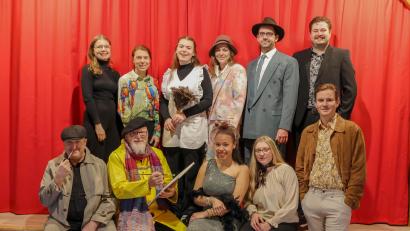 Bild: Gabi Böckl
Der Theaterverein Dieterskirchen bringt mit seinem aktuellen Stück eine turbulente Kriminalkomödie auf die Bühne des Pfarrheims.