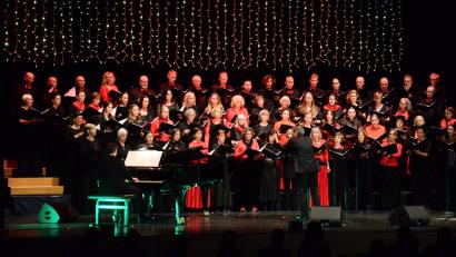 Archivbild: Kunz
Die Bewerbung war erfolgreich: Der Weidener Kammerchor ist beim Projekt "Singen mit Sir Simon" dabei.