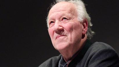 Bild: Annette Riedl/dpa
Werner Herzog gilt vielen als Kultfigur - sein Film „Ghost Elephants – Die Geister im Hochland Angolas“ ist jetzt bequem zum Streamen verfügbar. (Archivbild)