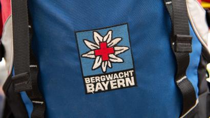 Symbolbild: Sven Hoppe/dpa
Die Bergwacht rückte gemeinsam mit der Polizei aus.