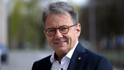 Bild: Sven Hoppe/dpa
Thomas Karmasin, seit 30 Jahren Landrat in Fürstenfeldbruck, muss in die Stichwahl (Archivbid)