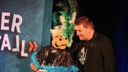 Bild: stg
Sebastian Reich und seine Nilpferd-Dame Amanda begeisterten am Samstagabend in der Kemnather Mehrzweckhalle.