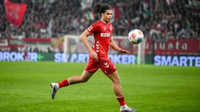 Bild: Harry Langer/dpa
Jahmai Simpson-Pusey fehlt Köln vorerst im Abstiegskampf. (Archivbild)