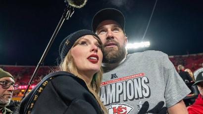 Bild: Emily Curiel/Ecuriel@kcstar.Com/TNS via ZUMA Press Wire/dpa
Im Juni soll die Hochzeit sein: Taylor Swift (l) und Travis Kelce. (Archivbild)