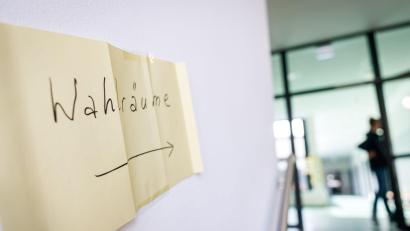 Bild: Daniel Karmann/dpa
In der Gemeinde Frensdorf bei Bamberg wurde ein neuer Gemeinderat bestimmt. (Symbolbild)