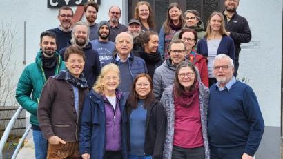 Bild: Dieter Drexler
Das Shelter-Now-Team mit den neuen Mitarbeitern.