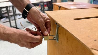 Bild: Gabi Schönberger
Die Bürger in den 38 Gemeinden im Landkreis Neustadt/WN haben ihre neuen Kommunalparlamente gewählt.