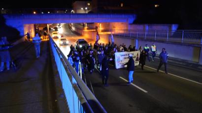 Bild: Rico Hartung
Demonstrationszug durch die Frauenrichter Straße.