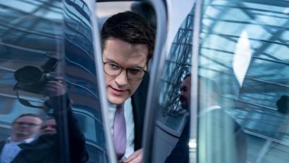 Bild: Michael Kappeler/dpa
CDU und Grüne sind gleich stark im Landtag.