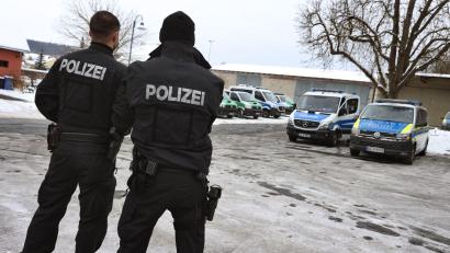 Bild: Karl-Josef Hildenbrand/dpa
Das Mädchen starb Ende 1993 gewaltsam. (Archivbild)