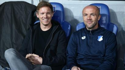 Bild: Gokhan Kilincer/dpa
Wieder vereint: Julian Nagelsmann (l) und Alfred Schreuder, hier zu gemeinsamen Hoffenheimer Zeiten. (Archivbild)
