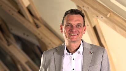 Bild: Ernst Schicketanz
Ernst Schicketanz (SPD) bleibt Bürgermeister von Altenstadt/WN.