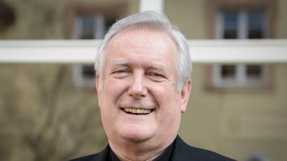 Bild: picture alliance / David Ebener/dpa
Der emeritierte Würzburger Bischof Friedhelm Hofmann hat sich entschuldigt. (Archivbild)