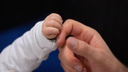 Symbolbild: Marijan Murat/dpa
540 mal Zuwachs gab es vergangenes Jahr in Familien, die im Landkreis Tirschenreuth wohnen.