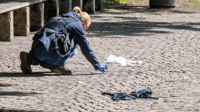 Bild: Peter Kneffel/dpa
Nach einem Tötungsdelikt im Alten Botanischen Garten muss ein 31-Jähriger nun ins Gefängnis. (Archivbild)