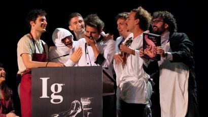 Bild: Robert F. Bukaty/AP/dpa
Die Ig-Nobelpreise verlassen die USA. (Archivfoto)