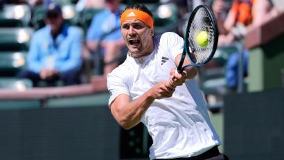Bild: Mark J. Terrill/AP/dpa
Zverev hat es erstmals in seiner Karriere ins Halbfinale von Indian Wells geschafft.