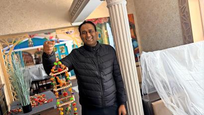 Bild: Sophia Goldner
Bereitet die Eröffnung vor: Gastronom Naveen Dahiya im künftigen Restaurant "Flavors of India".