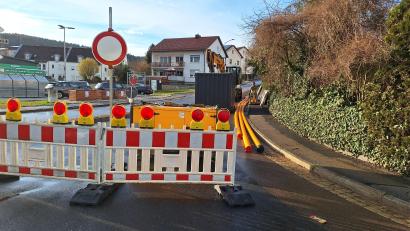 Bild: bl
Eine der ersten Straßenbaustellen im Landkreis Schwandorf befindet sich in diesem Jahr in Nabburg im Bereich der Pfandelstraße (SAD 28).