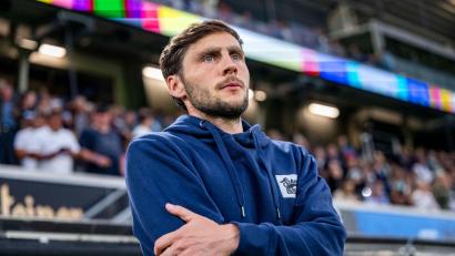 Bild: David Inderlied/dpa
Der frühere Schalker Kreutzer verstärkt den Trainerstab beim 1. FC Nürnberg. (Archivbild)