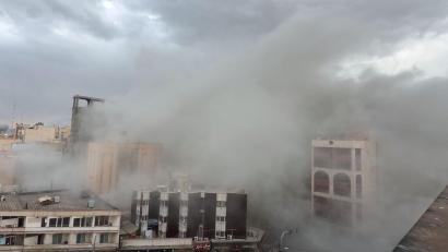 Bild: Mohsen Ganji/AP/dpa
In Teheran sind die Menschen den Angriffen oft schutzlos ausgeliefert. (Archivbild)