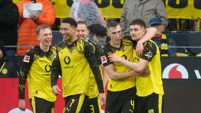 Bild: Bernd Thissen/dpa
Die Dortmunder hatten Grund zur Freude.