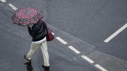 Bild: Boris Roessler/dpa
In Teilen Deutschlands wird es nass. (Symbolbild)