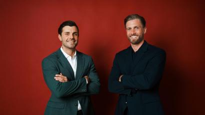 Bild: Lena-Luise Grellert/RTL/dpa
Tim Reitz (links) und Sebastian Paul sind die neuen „Bachelors“ von RTL.