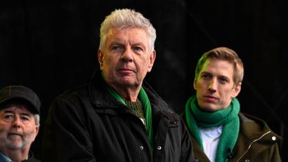 Bild: Felix Hörhager/dpa
Reiter und sein Herausforderer Krause.