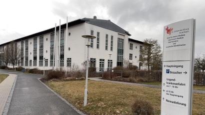 Bild: ge
Die St.-Johannes-Klinik in Auerbach ist die unverzichtbare Anlaufstelle für Patienten in der Geriatrischen Rehabilitation im Landkreis.