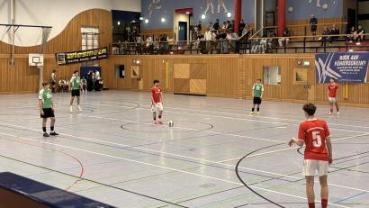 Bild: Lukas Büchold
Noah Keller beim Anstoß. Der Illschwanger spielt beim 1. FC Nürnberg und ist Jugendnationalspieler.