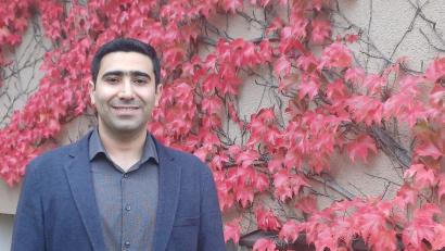 Archivbild: Jana Matisowitsch/Diakonie Rummelsberg
2018 kam Mehrab Zarei als Flüchtling nach Deutschland. Seine Glaubensüberzeugung zwang ihn zur Flucht. Im Iran lebte er als Christ, wenn auch heimlich und ungetauft.